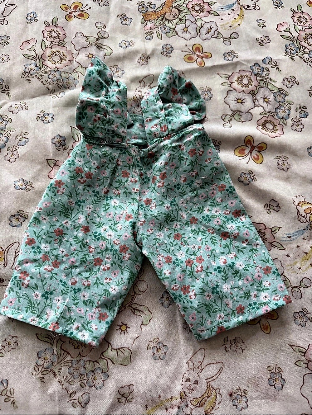 Cabbage Patch CPK Replica Ruffle Floral Overalls - Picture 2 of 2